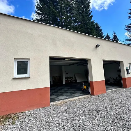 Dağ evi Hana