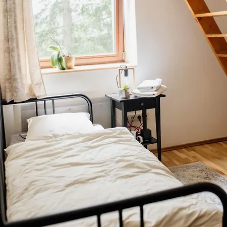 Hana 木屋 多纳瓦利